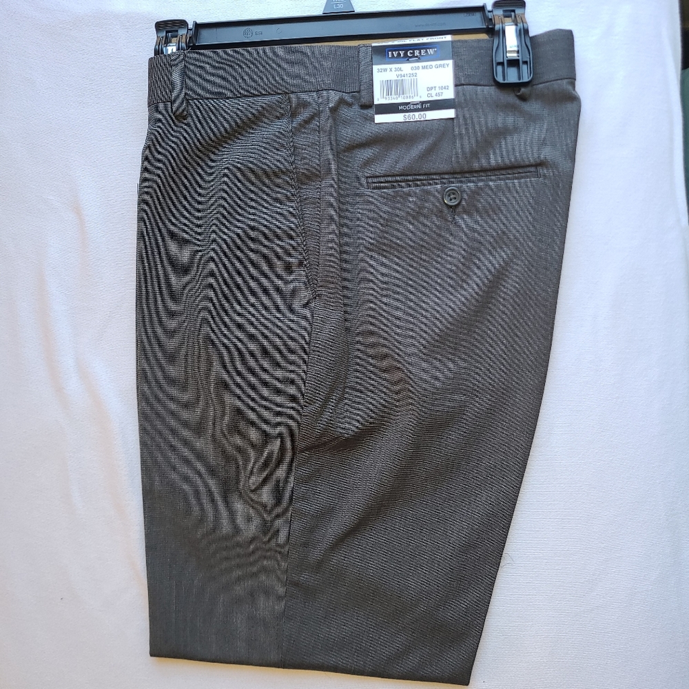 *NEW* Ivy Crew Men's Modern Fit Flat Front Dress Pants (32Wx30L) (Med Grey)